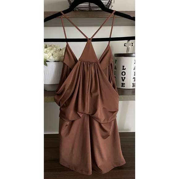 Gorgeous Express Brown Tie-front blouse, Size Small - Picture 5 of 8